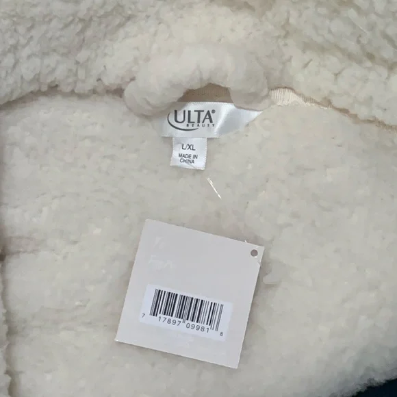 Soft Robe - Picture 3 of 5